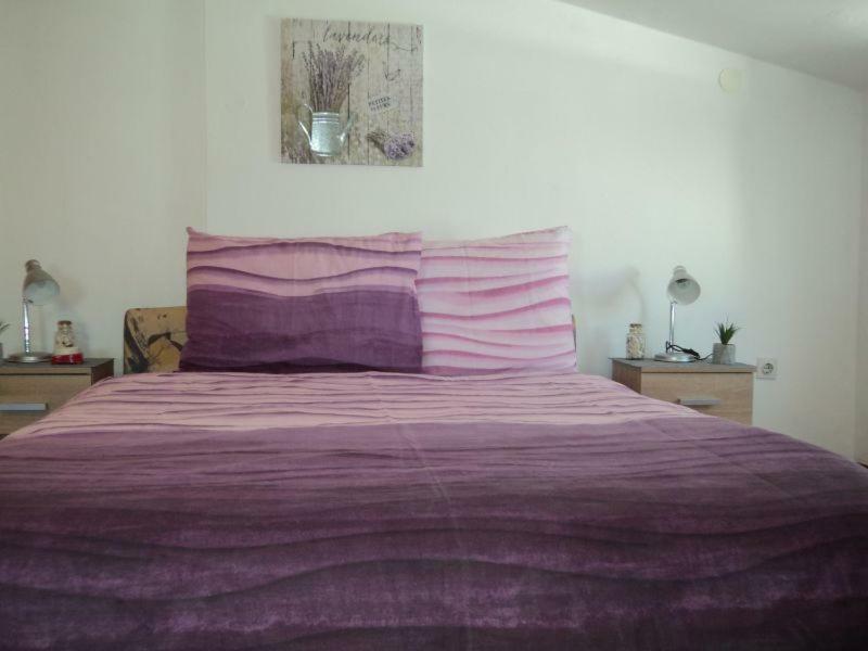 Studio Apartments Ana โรวีน ภายนอก รูปภาพ
