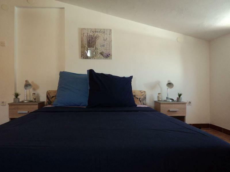 Studio Apartments Ana โรวีน ภายนอก รูปภาพ